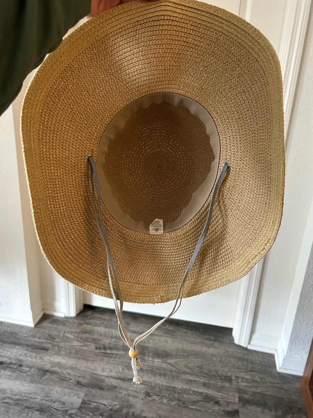Women's Wide Brim Straw Sun Hat with Chin Cord - Natural - Picture 6 of 7